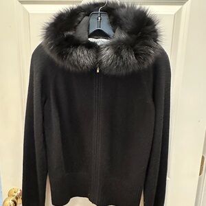 St. John Collection Black Sweater with Fur Collar